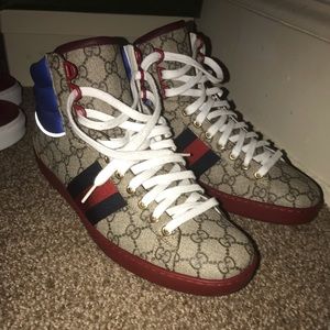 Gucci shoes